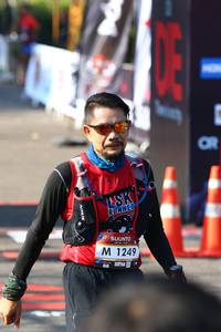 BIB: 1249
                            <button type="button" onclick="openModal(6974633)" class="btn btn-primary btn-sm float-right btn-popup" data-toggle="modal" data-target=".modal-high-quality">
                        <i class="fas fa-shopping-cart"></i> Add to Cart
                    </button>
                                            <button type="button" onclick="isThisMe(6974633, true)" class="btn btn-success btn-sm float-right btn-popup btn-isme hidden" data-toggle="tooltip" data-placement="bottom" title="นี่คือรูปของคุณใช่ไหม คลิกที่นี่เพื่อเอาเข้าอัลบั้ม">
                        <i class="fas fa-plus"></i> Add to album
                    </button>
                    <button type="button" onclick="isThisMe(6974633, false)" class="btn btn-warning btn-sm float-right btn-popup btn-isnotme hidden">
                        <i class="fas fa-ban"></i> Remove from album
                    </button>