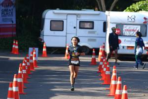 BIB: 1013
                            <button type="button" onclick="openModal(6974412)" class="btn btn-primary btn-sm float-right btn-popup" data-toggle="modal" data-target=".modal-high-quality">
                        <i class="fas fa-shopping-cart"></i> Add to Cart
                    </button>
                                            <button type="button" onclick="isThisMe(6974412, true)" class="btn btn-success btn-sm float-right btn-popup btn-isme hidden" data-toggle="tooltip" data-placement="bottom" title="นี่คือรูปของคุณใช่ไหม คลิกที่นี่เพื่อเอาเข้าอัลบั้ม">
                        <i class="fas fa-plus"></i> Add to album
                    </button>
                    <button type="button" onclick="isThisMe(6974412, false)" class="btn btn-warning btn-sm float-right btn-popup btn-isnotme hidden">
                        <i class="fas fa-ban"></i> Remove from album
                    </button>