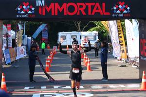 BIB: 941
                            <button type="button" onclick="openModal(6972903)" class="btn btn-primary btn-sm float-right btn-popup" data-toggle="modal" data-target=".modal-high-quality">
                        <i class="fas fa-shopping-cart"></i> Add to Cart
                    </button>
                                            <button type="button" onclick="isThisMe(6972903, true)" class="btn btn-success btn-sm float-right btn-popup btn-isme hidden" data-toggle="tooltip" data-placement="bottom" title="นี่คือรูปของคุณใช่ไหม คลิกที่นี่เพื่อเอาเข้าอัลบั้ม">
                        <i class="fas fa-plus"></i> Add to album
                    </button>
                    <button type="button" onclick="isThisMe(6972903, false)" class="btn btn-warning btn-sm float-right btn-popup btn-isnotme hidden">
                        <i class="fas fa-ban"></i> Remove from album
                    </button>