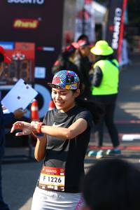 BIB: 1226, 
                            <button type="button" onclick="openModal(6977014)" class="btn btn-primary btn-sm float-right btn-popup" data-toggle="modal" data-target=".modal-high-quality">
                        <i class="fas fa-shopping-cart"></i> Add to Cart
                    </button>
                                            <button type="button" onclick="isThisMe(6977014, true)" class="btn btn-success btn-sm float-right btn-popup btn-isme hidden" data-toggle="tooltip" data-placement="bottom" title="นี่คือรูปของคุณใช่ไหม คลิกที่นี่เพื่อเอาเข้าอัลบั้ม">
                        <i class="fas fa-plus"></i> Add to album
                    </button>
                    <button type="button" onclick="isThisMe(6977014, false)" class="btn btn-warning btn-sm float-right btn-popup btn-isnotme hidden">
                        <i class="fas fa-ban"></i> Remove from album
                    </button>