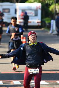 BIB: 1486
                            <button type="button" onclick="openModal(6977279)" class="btn btn-primary btn-sm float-right btn-popup" data-toggle="modal" data-target=".modal-high-quality">
                        <i class="fas fa-shopping-cart"></i> Add to Cart
                    </button>
                                            <button type="button" onclick="isThisMe(6977279, true)" class="btn btn-success btn-sm float-right btn-popup btn-isme hidden" data-toggle="tooltip" data-placement="bottom" title="นี่คือรูปของคุณใช่ไหม คลิกที่นี่เพื่อเอาเข้าอัลบั้ม">
                        <i class="fas fa-plus"></i> Add to album
                    </button>
                    <button type="button" onclick="isThisMe(6977279, false)" class="btn btn-warning btn-sm float-right btn-popup btn-isnotme hidden">
                        <i class="fas fa-ban"></i> Remove from album
                    </button>