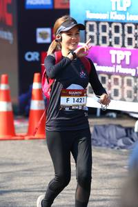 BIB: 888, 1421
                            <button type="button" onclick="openModal(6980853)" class="btn btn-primary btn-sm float-right btn-popup" data-toggle="modal" data-target=".modal-high-quality">
                        <i class="fas fa-shopping-cart"></i> Add to Cart
                    </button>
                                            <button type="button" onclick="isThisMe(6980853, true)" class="btn btn-success btn-sm float-right btn-popup btn-isme hidden" data-toggle="tooltip" data-placement="bottom" title="นี่คือรูปของคุณใช่ไหม คลิกที่นี่เพื่อเอาเข้าอัลบั้ม">
                        <i class="fas fa-plus"></i> Add to album
                    </button>
                    <button type="button" onclick="isThisMe(6980853, false)" class="btn btn-warning btn-sm float-right btn-popup btn-isnotme hidden">
                        <i class="fas fa-ban"></i> Remove from album
                    </button>