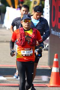 BIB: 1629
                            <button type="button" onclick="openModal(6980909)" class="btn btn-primary btn-sm float-right btn-popup" data-toggle="modal" data-target=".modal-high-quality">
                        <i class="fas fa-shopping-cart"></i> Add to Cart
                    </button>
                                            <button type="button" onclick="isThisMe(6980909, true)" class="btn btn-success btn-sm float-right btn-popup btn-isme hidden" data-toggle="tooltip" data-placement="bottom" title="นี่คือรูปของคุณใช่ไหม คลิกที่นี่เพื่อเอาเข้าอัลบั้ม">
                        <i class="fas fa-plus"></i> Add to album
                    </button>
                    <button type="button" onclick="isThisMe(6980909, false)" class="btn btn-warning btn-sm float-right btn-popup btn-isnotme hidden">
                        <i class="fas fa-ban"></i> Remove from album
                    </button>