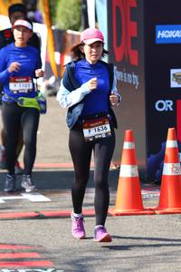 BIB: 1103, 1636
                            <button type="button" onclick="openModal(6980725)" class="btn btn-primary btn-sm float-right btn-popup" data-toggle="modal" data-target=".modal-high-quality">
                        <i class="fas fa-shopping-cart"></i> Add to Cart
                    </button>
                                            <button type="button" onclick="isThisMe(6980725, true)" class="btn btn-success btn-sm float-right btn-popup btn-isme hidden" data-toggle="tooltip" data-placement="bottom" title="นี่คือรูปของคุณใช่ไหม คลิกที่นี่เพื่อเอาเข้าอัลบั้ม">
                        <i class="fas fa-plus"></i> Add to album
                    </button>
                    <button type="button" onclick="isThisMe(6980725, false)" class="btn btn-warning btn-sm float-right btn-popup btn-isnotme hidden">
                        <i class="fas fa-ban"></i> Remove from album
                    </button>