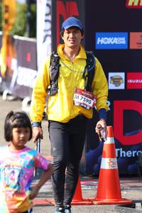 BIB: 7590
                            <button type="button" onclick="openModal(6982978)" class="btn btn-primary btn-sm float-right btn-popup" data-toggle="modal" data-target=".modal-high-quality">
                        <i class="fas fa-shopping-cart"></i> Add to Cart
                    </button>
                                            <button type="button" onclick="isThisMe(6982978, true)" class="btn btn-success btn-sm float-right btn-popup btn-isme hidden" data-toggle="tooltip" data-placement="bottom" title="นี่คือรูปของคุณใช่ไหม คลิกที่นี่เพื่อเอาเข้าอัลบั้ม">
                        <i class="fas fa-plus"></i> Add to album
                    </button>
                    <button type="button" onclick="isThisMe(6982978, false)" class="btn btn-warning btn-sm float-right btn-popup btn-isnotme hidden">
                        <i class="fas fa-ban"></i> Remove from album
                    </button>