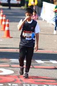 BIB: 1561
                            <button type="button" onclick="openModal(6981477)" class="btn btn-primary btn-sm float-right btn-popup" data-toggle="modal" data-target=".modal-high-quality">
                        <i class="fas fa-shopping-cart"></i> Add to Cart
                    </button>
                                            <button type="button" onclick="isThisMe(6981477, true)" class="btn btn-success btn-sm float-right btn-popup btn-isme hidden" data-toggle="tooltip" data-placement="bottom" title="นี่คือรูปของคุณใช่ไหม คลิกที่นี่เพื่อเอาเข้าอัลบั้ม">
                        <i class="fas fa-plus"></i> Add to album
                    </button>
                    <button type="button" onclick="isThisMe(6981477, false)" class="btn btn-warning btn-sm float-right btn-popup btn-isnotme hidden">
                        <i class="fas fa-ban"></i> Remove from album
                    </button>