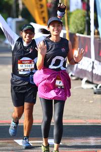 BIB: 1087
                            <button type="button" onclick="openModal(6980832)" class="btn btn-primary btn-sm float-right btn-popup" data-toggle="modal" data-target=".modal-high-quality">
                        <i class="fas fa-shopping-cart"></i> Add to Cart
                    </button>
                                            <button type="button" onclick="isThisMe(6980832, true)" class="btn btn-success btn-sm float-right btn-popup btn-isme hidden" data-toggle="tooltip" data-placement="bottom" title="นี่คือรูปของคุณใช่ไหม คลิกที่นี่เพื่อเอาเข้าอัลบั้ม">
                        <i class="fas fa-plus"></i> Add to album
                    </button>
                    <button type="button" onclick="isThisMe(6980832, false)" class="btn btn-warning btn-sm float-right btn-popup btn-isnotme hidden">
                        <i class="fas fa-ban"></i> Remove from album
                    </button>