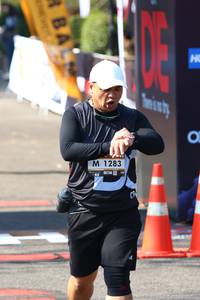 BIB: 1283
                            <button type="button" onclick="openModal(6988806)" class="btn btn-primary btn-sm float-right btn-popup" data-toggle="modal" data-target=".modal-high-quality">
                        <i class="fas fa-shopping-cart"></i> Add to Cart
                    </button>
                                            <button type="button" onclick="isThisMe(6988806, true)" class="btn btn-success btn-sm float-right btn-popup btn-isme hidden" data-toggle="tooltip" data-placement="bottom" title="นี่คือรูปของคุณใช่ไหม คลิกที่นี่เพื่อเอาเข้าอัลบั้ม">
                        <i class="fas fa-plus"></i> Add to album
                    </button>
                    <button type="button" onclick="isThisMe(6988806, false)" class="btn btn-warning btn-sm float-right btn-popup btn-isnotme hidden">
                        <i class="fas fa-ban"></i> Remove from album
                    </button>