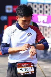 BIB: 1068
                            <button type="button" onclick="openModal(6988724)" class="btn btn-primary btn-sm float-right btn-popup" data-toggle="modal" data-target=".modal-high-quality">
                        <i class="fas fa-shopping-cart"></i> Add to Cart
                    </button>
                                            <button type="button" onclick="isThisMe(6988724, true)" class="btn btn-success btn-sm float-right btn-popup btn-isme hidden" data-toggle="tooltip" data-placement="bottom" title="นี่คือรูปของคุณใช่ไหม คลิกที่นี่เพื่อเอาเข้าอัลบั้ม">
                        <i class="fas fa-plus"></i> Add to album
                    </button>
                    <button type="button" onclick="isThisMe(6988724, false)" class="btn btn-warning btn-sm float-right btn-popup btn-isnotme hidden">
                        <i class="fas fa-ban"></i> Remove from album
                    </button>