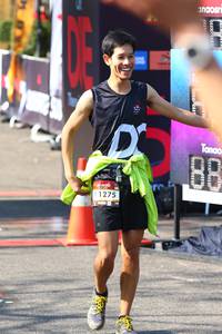 BIB: 1275
                            <button type="button" onclick="openModal(6986104)" class="btn btn-primary btn-sm float-right btn-popup" data-toggle="modal" data-target=".modal-high-quality">
                        <i class="fas fa-shopping-cart"></i> Add to Cart
                    </button>
                                            <button type="button" onclick="isThisMe(6986104, true)" class="btn btn-success btn-sm float-right btn-popup btn-isme hidden" data-toggle="tooltip" data-placement="bottom" title="นี่คือรูปของคุณใช่ไหม คลิกที่นี่เพื่อเอาเข้าอัลบั้ม">
                        <i class="fas fa-plus"></i> Add to album
                    </button>
                    <button type="button" onclick="isThisMe(6986104, false)" class="btn btn-warning btn-sm float-right btn-popup btn-isnotme hidden">
                        <i class="fas fa-ban"></i> Remove from album
                    </button>