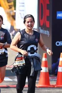 BIB: 1592
                            <button type="button" onclick="openModal(6994549)" class="btn btn-primary btn-sm float-right btn-popup" data-toggle="modal" data-target=".modal-high-quality">
                        <i class="fas fa-shopping-cart"></i> Add to Cart
                    </button>
                                            <button type="button" onclick="isThisMe(6994549, true)" class="btn btn-success btn-sm float-right btn-popup btn-isme hidden" data-toggle="tooltip" data-placement="bottom" title="นี่คือรูปของคุณใช่ไหม คลิกที่นี่เพื่อเอาเข้าอัลบั้ม">
                        <i class="fas fa-plus"></i> Add to album
                    </button>
                    <button type="button" onclick="isThisMe(6994549, false)" class="btn btn-warning btn-sm float-right btn-popup btn-isnotme hidden">
                        <i class="fas fa-ban"></i> Remove from album
                    </button>