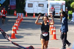 BIB: 285
                            <button type="button" onclick="openModal(6991168)" class="btn btn-primary btn-sm float-right btn-popup" data-toggle="modal" data-target=".modal-high-quality">
                        <i class="fas fa-shopping-cart"></i> Add to Cart
                    </button>
                                            <button type="button" onclick="isThisMe(6991168, true)" class="btn btn-success btn-sm float-right btn-popup btn-isme hidden" data-toggle="tooltip" data-placement="bottom" title="นี่คือรูปของคุณใช่ไหม คลิกที่นี่เพื่อเอาเข้าอัลบั้ม">
                        <i class="fas fa-plus"></i> Add to album
                    </button>
                    <button type="button" onclick="isThisMe(6991168, false)" class="btn btn-warning btn-sm float-right btn-popup btn-isnotme hidden">
                        <i class="fas fa-ban"></i> Remove from album
                    </button>