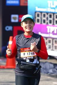 BIB: 888, 1748
                            <button type="button" onclick="openModal(6993911)" class="btn btn-primary btn-sm float-right btn-popup" data-toggle="modal" data-target=".modal-high-quality">
                        <i class="fas fa-shopping-cart"></i> Add to Cart
                    </button>
                                            <button type="button" onclick="isThisMe(6993911, true)" class="btn btn-success btn-sm float-right btn-popup btn-isme hidden" data-toggle="tooltip" data-placement="bottom" title="นี่คือรูปของคุณใช่ไหม คลิกที่นี่เพื่อเอาเข้าอัลบั้ม">
                        <i class="fas fa-plus"></i> Add to album
                    </button>
                    <button type="button" onclick="isThisMe(6993911, false)" class="btn btn-warning btn-sm float-right btn-popup btn-isnotme hidden">
                        <i class="fas fa-ban"></i> Remove from album
                    </button>