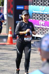 BIB: 88888, 1367
                            <button type="button" onclick="openModal(6999277)" class="btn btn-primary btn-sm float-right btn-popup" data-toggle="modal" data-target=".modal-high-quality">
                        <i class="fas fa-shopping-cart"></i> Add to Cart
                    </button>
                                            <button type="button" onclick="isThisMe(6999277, true)" class="btn btn-success btn-sm float-right btn-popup btn-isme hidden" data-toggle="tooltip" data-placement="bottom" title="นี่คือรูปของคุณใช่ไหม คลิกที่นี่เพื่อเอาเข้าอัลบั้ม">
                        <i class="fas fa-plus"></i> Add to album
                    </button>
                    <button type="button" onclick="isThisMe(6999277, false)" class="btn btn-warning btn-sm float-right btn-popup btn-isnotme hidden">
                        <i class="fas fa-ban"></i> Remove from album
                    </button>