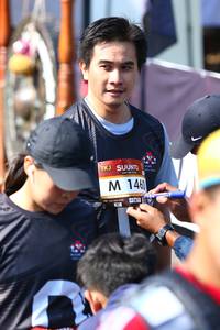 BIB: 146
                            <button type="button" onclick="openModal(6999139)" class="btn btn-primary btn-sm float-right btn-popup" data-toggle="modal" data-target=".modal-high-quality">
                        <i class="fas fa-shopping-cart"></i> Add to Cart
                    </button>
                                            <button type="button" onclick="isThisMe(6999139, true)" class="btn btn-success btn-sm float-right btn-popup btn-isme hidden" data-toggle="tooltip" data-placement="bottom" title="นี่คือรูปของคุณใช่ไหม คลิกที่นี่เพื่อเอาเข้าอัลบั้ม">
                        <i class="fas fa-plus"></i> Add to album
                    </button>
                    <button type="button" onclick="isThisMe(6999139, false)" class="btn btn-warning btn-sm float-right btn-popup btn-isnotme hidden">
                        <i class="fas fa-ban"></i> Remove from album
                    </button>