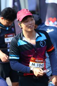 BIB: 1042
                            <button type="button" onclick="openModal(6997521)" class="btn btn-primary btn-sm float-right btn-popup" data-toggle="modal" data-target=".modal-high-quality">
                        <i class="fas fa-shopping-cart"></i> Add to Cart
                    </button>
                                            <button type="button" onclick="isThisMe(6997521, true)" class="btn btn-success btn-sm float-right btn-popup btn-isme hidden" data-toggle="tooltip" data-placement="bottom" title="นี่คือรูปของคุณใช่ไหม คลิกที่นี่เพื่อเอาเข้าอัลบั้ม">
                        <i class="fas fa-plus"></i> Add to album
                    </button>
                    <button type="button" onclick="isThisMe(6997521, false)" class="btn btn-warning btn-sm float-right btn-popup btn-isnotme hidden">
                        <i class="fas fa-ban"></i> Remove from album
                    </button>