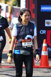 BIB: 1510
                            <button type="button" onclick="openModal(6997803)" class="btn btn-primary btn-sm float-right btn-popup" data-toggle="modal" data-target=".modal-high-quality">
                        <i class="fas fa-shopping-cart"></i> Add to Cart
                    </button>
                                            <button type="button" onclick="isThisMe(6997803, true)" class="btn btn-success btn-sm float-right btn-popup btn-isme hidden" data-toggle="tooltip" data-placement="bottom" title="นี่คือรูปของคุณใช่ไหม คลิกที่นี่เพื่อเอาเข้าอัลบั้ม">
                        <i class="fas fa-plus"></i> Add to album
                    </button>
                    <button type="button" onclick="isThisMe(6997803, false)" class="btn btn-warning btn-sm float-right btn-popup btn-isnotme hidden">
                        <i class="fas fa-ban"></i> Remove from album
                    </button>