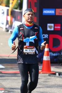 BIB: 1764
                            <button type="button" onclick="openModal(7000292)" class="btn btn-primary btn-sm float-right btn-popup" data-toggle="modal" data-target=".modal-high-quality">
                        <i class="fas fa-shopping-cart"></i> Add to Cart
                    </button>
                                            <button type="button" onclick="isThisMe(7000292, true)" class="btn btn-success btn-sm float-right btn-popup btn-isme hidden" data-toggle="tooltip" data-placement="bottom" title="นี่คือรูปของคุณใช่ไหม คลิกที่นี่เพื่อเอาเข้าอัลบั้ม">
                        <i class="fas fa-plus"></i> Add to album
                    </button>
                    <button type="button" onclick="isThisMe(7000292, false)" class="btn btn-warning btn-sm float-right btn-popup btn-isnotme hidden">
                        <i class="fas fa-ban"></i> Remove from album
                    </button>