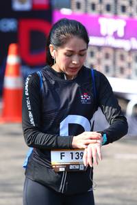 BIB: 888, 139
                            <button type="button" onclick="openModal(6997995)" class="btn btn-primary btn-sm float-right btn-popup" data-toggle="modal" data-target=".modal-high-quality">
                        <i class="fas fa-shopping-cart"></i> Add to Cart
                    </button>
                                            <button type="button" onclick="isThisMe(6997995, true)" class="btn btn-success btn-sm float-right btn-popup btn-isme hidden" data-toggle="tooltip" data-placement="bottom" title="นี่คือรูปของคุณใช่ไหม คลิกที่นี่เพื่อเอาเข้าอัลบั้ม">
                        <i class="fas fa-plus"></i> Add to album
                    </button>
                    <button type="button" onclick="isThisMe(6997995, false)" class="btn btn-warning btn-sm float-right btn-popup btn-isnotme hidden">
                        <i class="fas fa-ban"></i> Remove from album
                    </button>