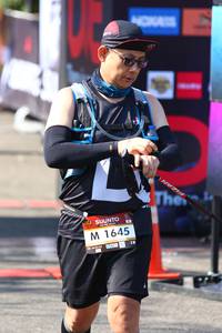 BIB: 1645, 
                            <button type="button" onclick="openModal(7000275)" class="btn btn-primary btn-sm float-right btn-popup" data-toggle="modal" data-target=".modal-high-quality">
                        <i class="fas fa-shopping-cart"></i> Add to Cart
                    </button>
                                            <button type="button" onclick="isThisMe(7000275, true)" class="btn btn-success btn-sm float-right btn-popup btn-isme hidden" data-toggle="tooltip" data-placement="bottom" title="นี่คือรูปของคุณใช่ไหม คลิกที่นี่เพื่อเอาเข้าอัลบั้ม">
                        <i class="fas fa-plus"></i> Add to album
                    </button>
                    <button type="button" onclick="isThisMe(7000275, false)" class="btn btn-warning btn-sm float-right btn-popup btn-isnotme hidden">
                        <i class="fas fa-ban"></i> Remove from album
                    </button>