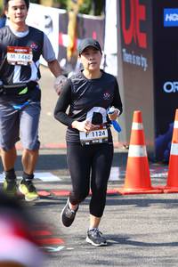 BIB: 1460, 1124
                            <button type="button" onclick="openModal(6999075)" class="btn btn-primary btn-sm float-right btn-popup" data-toggle="modal" data-target=".modal-high-quality">
                        <i class="fas fa-shopping-cart"></i> Add to Cart
                    </button>
                                            <button type="button" onclick="isThisMe(6999075, true)" class="btn btn-success btn-sm float-right btn-popup btn-isme hidden" data-toggle="tooltip" data-placement="bottom" title="นี่คือรูปของคุณใช่ไหม คลิกที่นี่เพื่อเอาเข้าอัลบั้ม">
                        <i class="fas fa-plus"></i> Add to album
                    </button>
                    <button type="button" onclick="isThisMe(6999075, false)" class="btn btn-warning btn-sm float-right btn-popup btn-isnotme hidden">
                        <i class="fas fa-ban"></i> Remove from album
                    </button>