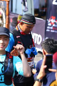 BIB: 
                            <button type="button" onclick="openModal(7000338)" class="btn btn-primary btn-sm float-right btn-popup" data-toggle="modal" data-target=".modal-high-quality">
                        <i class="fas fa-shopping-cart"></i> Add to Cart
                    </button>
                                            <button type="button" onclick="isThisMe(7000338, true)" class="btn btn-success btn-sm float-right btn-popup btn-isme hidden" data-toggle="tooltip" data-placement="bottom" title="นี่คือรูปของคุณใช่ไหม คลิกที่นี่เพื่อเอาเข้าอัลบั้ม">
                        <i class="fas fa-plus"></i> Add to album
                    </button>
                    <button type="button" onclick="isThisMe(7000338, false)" class="btn btn-warning btn-sm float-right btn-popup btn-isnotme hidden">
                        <i class="fas fa-ban"></i> Remove from album
                    </button>