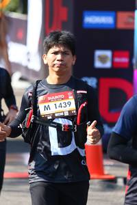 BIB: 1439
                            <button type="button" onclick="openModal(6997101)" class="btn btn-primary btn-sm float-right btn-popup" data-toggle="modal" data-target=".modal-high-quality">
                        <i class="fas fa-shopping-cart"></i> Add to Cart
                    </button>
                                            <button type="button" onclick="isThisMe(6997101, true)" class="btn btn-success btn-sm float-right btn-popup btn-isme hidden" data-toggle="tooltip" data-placement="bottom" title="นี่คือรูปของคุณใช่ไหม คลิกที่นี่เพื่อเอาเข้าอัลบั้ม">
                        <i class="fas fa-plus"></i> Add to album
                    </button>
                    <button type="button" onclick="isThisMe(6997101, false)" class="btn btn-warning btn-sm float-right btn-popup btn-isnotme hidden">
                        <i class="fas fa-ban"></i> Remove from album
                    </button>