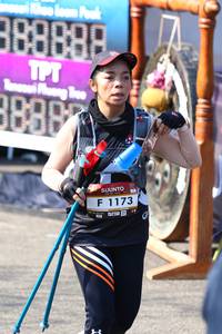 BIB: 8888, 1173
                            <button type="button" onclick="openModal(7001294)" class="btn btn-primary btn-sm float-right btn-popup" data-toggle="modal" data-target=".modal-high-quality">
                        <i class="fas fa-shopping-cart"></i> Add to Cart
                    </button>
                                            <button type="button" onclick="isThisMe(7001294, true)" class="btn btn-success btn-sm float-right btn-popup btn-isme hidden" data-toggle="tooltip" data-placement="bottom" title="นี่คือรูปของคุณใช่ไหม คลิกที่นี่เพื่อเอาเข้าอัลบั้ม">
                        <i class="fas fa-plus"></i> Add to album
                    </button>
                    <button type="button" onclick="isThisMe(7001294, false)" class="btn btn-warning btn-sm float-right btn-popup btn-isnotme hidden">
                        <i class="fas fa-ban"></i> Remove from album
                    </button>