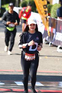 BIB: 1403
                            <button type="button" onclick="openModal(7003408)" class="btn btn-primary btn-sm float-right btn-popup" data-toggle="modal" data-target=".modal-high-quality">
                        <i class="fas fa-shopping-cart"></i> Add to Cart
                    </button>
                                            <button type="button" onclick="isThisMe(7003408, true)" class="btn btn-success btn-sm float-right btn-popup btn-isme hidden" data-toggle="tooltip" data-placement="bottom" title="นี่คือรูปของคุณใช่ไหม คลิกที่นี่เพื่อเอาเข้าอัลบั้ม">
                        <i class="fas fa-plus"></i> Add to album
                    </button>
                    <button type="button" onclick="isThisMe(7003408, false)" class="btn btn-warning btn-sm float-right btn-popup btn-isnotme hidden">
                        <i class="fas fa-ban"></i> Remove from album
                    </button>