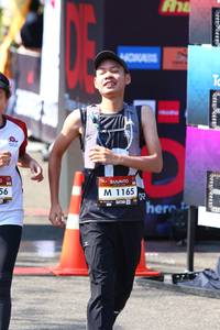 BIB: 1165
                            <button type="button" onclick="openModal(7010364)" class="btn btn-primary btn-sm float-right btn-popup" data-toggle="modal" data-target=".modal-high-quality">
                        <i class="fas fa-shopping-cart"></i> Add to Cart
                    </button>
                                            <button type="button" onclick="isThisMe(7010364, true)" class="btn btn-success btn-sm float-right btn-popup btn-isme hidden" data-toggle="tooltip" data-placement="bottom" title="นี่คือรูปของคุณใช่ไหม คลิกที่นี่เพื่อเอาเข้าอัลบั้ม">
                        <i class="fas fa-plus"></i> Add to album
                    </button>
                    <button type="button" onclick="isThisMe(7010364, false)" class="btn btn-warning btn-sm float-right btn-popup btn-isnotme hidden">
                        <i class="fas fa-ban"></i> Remove from album
                    </button>