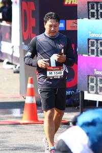 BIB: 1540, 
                            <button type="button" onclick="openModal(7012386)" class="btn btn-primary btn-sm float-right btn-popup" data-toggle="modal" data-target=".modal-high-quality">
                        <i class="fas fa-shopping-cart"></i> Add to Cart
                    </button>
                                            <button type="button" onclick="isThisMe(7012386, true)" class="btn btn-success btn-sm float-right btn-popup btn-isme hidden" data-toggle="tooltip" data-placement="bottom" title="นี่คือรูปของคุณใช่ไหม คลิกที่นี่เพื่อเอาเข้าอัลบั้ม">
                        <i class="fas fa-plus"></i> Add to album
                    </button>
                    <button type="button" onclick="isThisMe(7012386, false)" class="btn btn-warning btn-sm float-right btn-popup btn-isnotme hidden">
                        <i class="fas fa-ban"></i> Remove from album
                    </button>