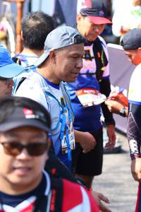 BIB: 
                            <button type="button" onclick="openModal(7012564)" class="btn btn-primary btn-sm float-right btn-popup" data-toggle="modal" data-target=".modal-high-quality">
                        <i class="fas fa-shopping-cart"></i> Add to Cart
                    </button>
                                            <button type="button" onclick="isThisMe(7012564, true)" class="btn btn-success btn-sm float-right btn-popup btn-isme hidden" data-toggle="tooltip" data-placement="bottom" title="นี่คือรูปของคุณใช่ไหม คลิกที่นี่เพื่อเอาเข้าอัลบั้ม">
                        <i class="fas fa-plus"></i> Add to album
                    </button>
                    <button type="button" onclick="isThisMe(7012564, false)" class="btn btn-warning btn-sm float-right btn-popup btn-isnotme hidden">
                        <i class="fas fa-ban"></i> Remove from album
                    </button>