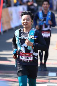 BIB: 2375
                            <button type="button" onclick="openModal(7063551)" class="btn btn-primary btn-sm float-right btn-popup" data-toggle="modal" data-target=".modal-high-quality">
                        <i class="fas fa-shopping-cart"></i> Add to Cart
                    </button>
                                            <button type="button" onclick="isThisMe(7063551, true)" class="btn btn-success btn-sm float-right btn-popup btn-isme hidden" data-toggle="tooltip" data-placement="bottom" title="นี่คือรูปของคุณใช่ไหม คลิกที่นี่เพื่อเอาเข้าอัลบั้ม">
                        <i class="fas fa-plus"></i> Add to album
                    </button>
                    <button type="button" onclick="isThisMe(7063551, false)" class="btn btn-warning btn-sm float-right btn-popup btn-isnotme hidden">
                        <i class="fas fa-ban"></i> Remove from album
                    </button>