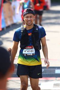 BIB: 4102
                            <button type="button" onclick="openModal(7071028)" class="btn btn-primary btn-sm float-right btn-popup" data-toggle="modal" data-target=".modal-high-quality">
                        <i class="fas fa-shopping-cart"></i> Add to Cart
                    </button>
                                            <button type="button" onclick="isThisMe(7071028, true)" class="btn btn-success btn-sm float-right btn-popup btn-isme hidden" data-toggle="tooltip" data-placement="bottom" title="นี่คือรูปของคุณใช่ไหม คลิกที่นี่เพื่อเอาเข้าอัลบั้ม">
                        <i class="fas fa-plus"></i> Add to album
                    </button>
                    <button type="button" onclick="isThisMe(7071028, false)" class="btn btn-warning btn-sm float-right btn-popup btn-isnotme hidden">
                        <i class="fas fa-ban"></i> Remove from album
                    </button>