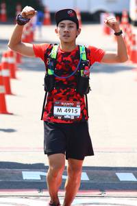 BIB: 4915, 
                            <button type="button" onclick="openModal(7071997)" class="btn btn-primary btn-sm float-right btn-popup" data-toggle="modal" data-target=".modal-high-quality">
                        <i class="fas fa-shopping-cart"></i> Add to Cart
                    </button>
                                            <button type="button" onclick="isThisMe(7071997, true)" class="btn btn-success btn-sm float-right btn-popup btn-isme hidden" data-toggle="tooltip" data-placement="bottom" title="นี่คือรูปของคุณใช่ไหม คลิกที่นี่เพื่อเอาเข้าอัลบั้ม">
                        <i class="fas fa-plus"></i> Add to album
                    </button>
                    <button type="button" onclick="isThisMe(7071997, false)" class="btn btn-warning btn-sm float-right btn-popup btn-isnotme hidden">
                        <i class="fas fa-ban"></i> Remove from album
                    </button>