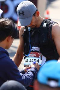 BIB: 4404
                            <button type="button" onclick="openModal(7072884)" class="btn btn-primary btn-sm float-right btn-popup" data-toggle="modal" data-target=".modal-high-quality">
                        <i class="fas fa-shopping-cart"></i> Add to Cart
                    </button>
                                            <button type="button" onclick="isThisMe(7072884, true)" class="btn btn-success btn-sm float-right btn-popup btn-isme hidden" data-toggle="tooltip" data-placement="bottom" title="นี่คือรูปของคุณใช่ไหม คลิกที่นี่เพื่อเอาเข้าอัลบั้ม">
                        <i class="fas fa-plus"></i> Add to album
                    </button>
                    <button type="button" onclick="isThisMe(7072884, false)" class="btn btn-warning btn-sm float-right btn-popup btn-isnotme hidden">
                        <i class="fas fa-ban"></i> Remove from album
                    </button>