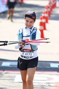 BIB: 4172
                            <button type="button" onclick="openModal(7072147)" class="btn btn-primary btn-sm float-right btn-popup" data-toggle="modal" data-target=".modal-high-quality">
                        <i class="fas fa-shopping-cart"></i> Add to Cart
                    </button>
                                            <button type="button" onclick="isThisMe(7072147, true)" class="btn btn-success btn-sm float-right btn-popup btn-isme hidden" data-toggle="tooltip" data-placement="bottom" title="นี่คือรูปของคุณใช่ไหม คลิกที่นี่เพื่อเอาเข้าอัลบั้ม">
                        <i class="fas fa-plus"></i> Add to album
                    </button>
                    <button type="button" onclick="isThisMe(7072147, false)" class="btn btn-warning btn-sm float-right btn-popup btn-isnotme hidden">
                        <i class="fas fa-ban"></i> Remove from album
                    </button>