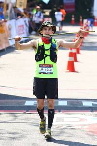 BIB: 4950
                            <button type="button" onclick="openModal(7072670)" class="btn btn-primary btn-sm float-right btn-popup" data-toggle="modal" data-target=".modal-high-quality">
                        <i class="fas fa-shopping-cart"></i> Add to Cart
                    </button>
                                            <button type="button" onclick="isThisMe(7072670, true)" class="btn btn-success btn-sm float-right btn-popup btn-isme hidden" data-toggle="tooltip" data-placement="bottom" title="นี่คือรูปของคุณใช่ไหม คลิกที่นี่เพื่อเอาเข้าอัลบั้ม">
                        <i class="fas fa-plus"></i> Add to album
                    </button>
                    <button type="button" onclick="isThisMe(7072670, false)" class="btn btn-warning btn-sm float-right btn-popup btn-isnotme hidden">
                        <i class="fas fa-ban"></i> Remove from album
                    </button>