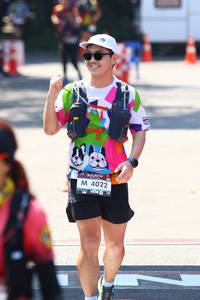 BIB: 4022, 
                            <button type="button" onclick="openModal(7071968)" class="btn btn-primary btn-sm float-right btn-popup" data-toggle="modal" data-target=".modal-high-quality">
                        <i class="fas fa-shopping-cart"></i> Add to Cart
                    </button>
                                            <button type="button" onclick="isThisMe(7071968, true)" class="btn btn-success btn-sm float-right btn-popup btn-isme hidden" data-toggle="tooltip" data-placement="bottom" title="นี่คือรูปของคุณใช่ไหม คลิกที่นี่เพื่อเอาเข้าอัลบั้ม">
                        <i class="fas fa-plus"></i> Add to album
                    </button>
                    <button type="button" onclick="isThisMe(7071968, false)" class="btn btn-warning btn-sm float-right btn-popup btn-isnotme hidden">
                        <i class="fas fa-ban"></i> Remove from album
                    </button>