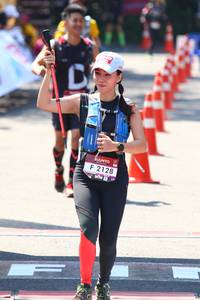 BIB: 2128
                            <button type="button" onclick="openModal(7072251)" class="btn btn-primary btn-sm float-right btn-popup" data-toggle="modal" data-target=".modal-high-quality">
                        <i class="fas fa-shopping-cart"></i> Add to Cart
                    </button>
                                            <button type="button" onclick="isThisMe(7072251, true)" class="btn btn-success btn-sm float-right btn-popup btn-isme hidden" data-toggle="tooltip" data-placement="bottom" title="นี่คือรูปของคุณใช่ไหม คลิกที่นี่เพื่อเอาเข้าอัลบั้ม">
                        <i class="fas fa-plus"></i> Add to album
                    </button>
                    <button type="button" onclick="isThisMe(7072251, false)" class="btn btn-warning btn-sm float-right btn-popup btn-isnotme hidden">
                        <i class="fas fa-ban"></i> Remove from album
                    </button>