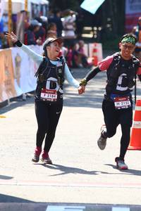 BIB: 2184, 2152
                            <button type="button" onclick="openModal(7075613)" class="btn btn-primary btn-sm float-right btn-popup" data-toggle="modal" data-target=".modal-high-quality">
                        <i class="fas fa-shopping-cart"></i> Add to Cart
                    </button>
                                            <button type="button" onclick="isThisMe(7075613, true)" class="btn btn-success btn-sm float-right btn-popup btn-isme hidden" data-toggle="tooltip" data-placement="bottom" title="นี่คือรูปของคุณใช่ไหม คลิกที่นี่เพื่อเอาเข้าอัลบั้ม">
                        <i class="fas fa-plus"></i> Add to album
                    </button>
                    <button type="button" onclick="isThisMe(7075613, false)" class="btn btn-warning btn-sm float-right btn-popup btn-isnotme hidden">
                        <i class="fas fa-ban"></i> Remove from album
                    </button>