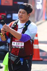 BIB: 2313
                            <button type="button" onclick="openModal(7078937)" class="btn btn-primary btn-sm float-right btn-popup" data-toggle="modal" data-target=".modal-high-quality">
                        <i class="fas fa-shopping-cart"></i> Add to Cart
                    </button>
                                            <button type="button" onclick="isThisMe(7078937, true)" class="btn btn-success btn-sm float-right btn-popup btn-isme hidden" data-toggle="tooltip" data-placement="bottom" title="นี่คือรูปของคุณใช่ไหม คลิกที่นี่เพื่อเอาเข้าอัลบั้ม">
                        <i class="fas fa-plus"></i> Add to album
                    </button>
                    <button type="button" onclick="isThisMe(7078937, false)" class="btn btn-warning btn-sm float-right btn-popup btn-isnotme hidden">
                        <i class="fas fa-ban"></i> Remove from album
                    </button>