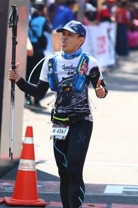 BIB: 4267
                            <button type="button" onclick="openModal(7077876)" class="btn btn-primary btn-sm float-right btn-popup" data-toggle="modal" data-target=".modal-high-quality">
                        <i class="fas fa-shopping-cart"></i> Add to Cart
                    </button>
                                            <button type="button" onclick="isThisMe(7077876, true)" class="btn btn-success btn-sm float-right btn-popup btn-isme hidden" data-toggle="tooltip" data-placement="bottom" title="นี่คือรูปของคุณใช่ไหม คลิกที่นี่เพื่อเอาเข้าอัลบั้ม">
                        <i class="fas fa-plus"></i> Add to album
                    </button>
                    <button type="button" onclick="isThisMe(7077876, false)" class="btn btn-warning btn-sm float-right btn-popup btn-isnotme hidden">
                        <i class="fas fa-ban"></i> Remove from album
                    </button>