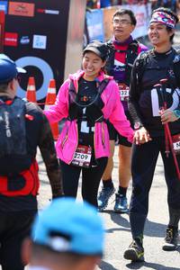 BIB: 2209, 
                            <button type="button" onclick="openModal(7075065)" class="btn btn-primary btn-sm float-right btn-popup" data-toggle="modal" data-target=".modal-high-quality">
                        <i class="fas fa-shopping-cart"></i> Add to Cart
                    </button>
                                            <button type="button" onclick="isThisMe(7075065, true)" class="btn btn-success btn-sm float-right btn-popup btn-isme hidden" data-toggle="tooltip" data-placement="bottom" title="นี่คือรูปของคุณใช่ไหม คลิกที่นี่เพื่อเอาเข้าอัลบั้ม">
                        <i class="fas fa-plus"></i> Add to album
                    </button>
                    <button type="button" onclick="isThisMe(7075065, false)" class="btn btn-warning btn-sm float-right btn-popup btn-isnotme hidden">
                        <i class="fas fa-ban"></i> Remove from album
                    </button>