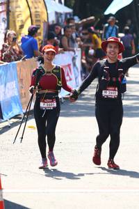 BIB: 2602, 2601
                            <button type="button" onclick="openModal(7078461)" class="btn btn-primary btn-sm float-right btn-popup" data-toggle="modal" data-target=".modal-high-quality">
                        <i class="fas fa-shopping-cart"></i> Add to Cart
                    </button>
                                            <button type="button" onclick="isThisMe(7078461, true)" class="btn btn-success btn-sm float-right btn-popup btn-isme hidden" data-toggle="tooltip" data-placement="bottom" title="นี่คือรูปของคุณใช่ไหม คลิกที่นี่เพื่อเอาเข้าอัลบั้ม">
                        <i class="fas fa-plus"></i> Add to album
                    </button>
                    <button type="button" onclick="isThisMe(7078461, false)" class="btn btn-warning btn-sm float-right btn-popup btn-isnotme hidden">
                        <i class="fas fa-ban"></i> Remove from album
                    </button>