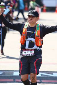 BIB: 2213
                            <button type="button" onclick="openModal(7075013)" class="btn btn-primary btn-sm float-right btn-popup" data-toggle="modal" data-target=".modal-high-quality">
                        <i class="fas fa-shopping-cart"></i> Add to Cart
                    </button>
                                            <button type="button" onclick="isThisMe(7075013, true)" class="btn btn-success btn-sm float-right btn-popup btn-isme hidden" data-toggle="tooltip" data-placement="bottom" title="นี่คือรูปของคุณใช่ไหม คลิกที่นี่เพื่อเอาเข้าอัลบั้ม">
                        <i class="fas fa-plus"></i> Add to album
                    </button>
                    <button type="button" onclick="isThisMe(7075013, false)" class="btn btn-warning btn-sm float-right btn-popup btn-isnotme hidden">
                        <i class="fas fa-ban"></i> Remove from album
                    </button>