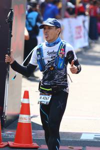 BIB: 4267
                            <button type="button" onclick="openModal(7077887)" class="btn btn-primary btn-sm float-right btn-popup" data-toggle="modal" data-target=".modal-high-quality">
                        <i class="fas fa-shopping-cart"></i> Add to Cart
                    </button>
                                            <button type="button" onclick="isThisMe(7077887, true)" class="btn btn-success btn-sm float-right btn-popup btn-isme hidden" data-toggle="tooltip" data-placement="bottom" title="นี่คือรูปของคุณใช่ไหม คลิกที่นี่เพื่อเอาเข้าอัลบั้ม">
                        <i class="fas fa-plus"></i> Add to album
                    </button>
                    <button type="button" onclick="isThisMe(7077887, false)" class="btn btn-warning btn-sm float-right btn-popup btn-isnotme hidden">
                        <i class="fas fa-ban"></i> Remove from album
                    </button>