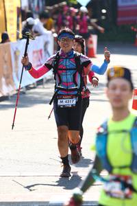 BIB: 4317
                            <button type="button" onclick="openModal(7083793)" class="btn btn-primary btn-sm float-right btn-popup" data-toggle="modal" data-target=".modal-high-quality">
                        <i class="fas fa-shopping-cart"></i> Add to Cart
                    </button>
                                            <button type="button" onclick="isThisMe(7083793, true)" class="btn btn-success btn-sm float-right btn-popup btn-isme hidden" data-toggle="tooltip" data-placement="bottom" title="นี่คือรูปของคุณใช่ไหม คลิกที่นี่เพื่อเอาเข้าอัลบั้ม">
                        <i class="fas fa-plus"></i> Add to album
                    </button>
                    <button type="button" onclick="isThisMe(7083793, false)" class="btn btn-warning btn-sm float-right btn-popup btn-isnotme hidden">
                        <i class="fas fa-ban"></i> Remove from album
                    </button>