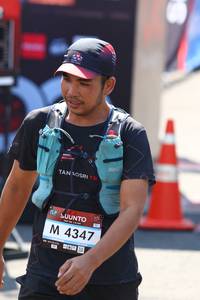 BIB: 4347
                            <button type="button" onclick="openModal(7081311)" class="btn btn-primary btn-sm float-right btn-popup" data-toggle="modal" data-target=".modal-high-quality">
                        <i class="fas fa-shopping-cart"></i> Add to Cart
                    </button>
                                            <button type="button" onclick="isThisMe(7081311, true)" class="btn btn-success btn-sm float-right btn-popup btn-isme hidden" data-toggle="tooltip" data-placement="bottom" title="นี่คือรูปของคุณใช่ไหม คลิกที่นี่เพื่อเอาเข้าอัลบั้ม">
                        <i class="fas fa-plus"></i> Add to album
                    </button>
                    <button type="button" onclick="isThisMe(7081311, false)" class="btn btn-warning btn-sm float-right btn-popup btn-isnotme hidden">
                        <i class="fas fa-ban"></i> Remove from album
                    </button>