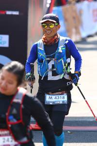 BIB: 4318, 247
                            <button type="button" onclick="openModal(7082779)" class="btn btn-primary btn-sm float-right btn-popup" data-toggle="modal" data-target=".modal-high-quality">
                        <i class="fas fa-shopping-cart"></i> Add to Cart
                    </button>
                                            <button type="button" onclick="isThisMe(7082779, true)" class="btn btn-success btn-sm float-right btn-popup btn-isme hidden" data-toggle="tooltip" data-placement="bottom" title="นี่คือรูปของคุณใช่ไหม คลิกที่นี่เพื่อเอาเข้าอัลบั้ม">
                        <i class="fas fa-plus"></i> Add to album
                    </button>
                    <button type="button" onclick="isThisMe(7082779, false)" class="btn btn-warning btn-sm float-right btn-popup btn-isnotme hidden">
                        <i class="fas fa-ban"></i> Remove from album
                    </button>